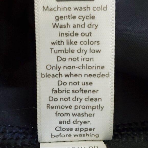 Athleta Lightning Swirl Reflective 7/8 Tight High-Rise in Supersonic Size LT - Picture 15 of 16